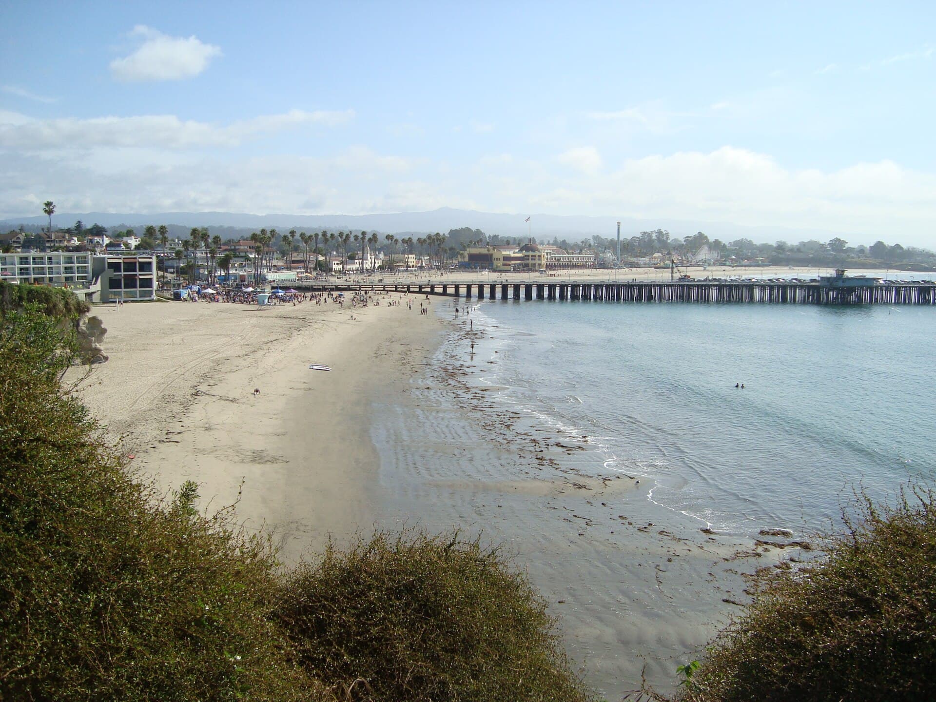 Cowell Beach / Santa Cruz waterfront; a wider beach view.